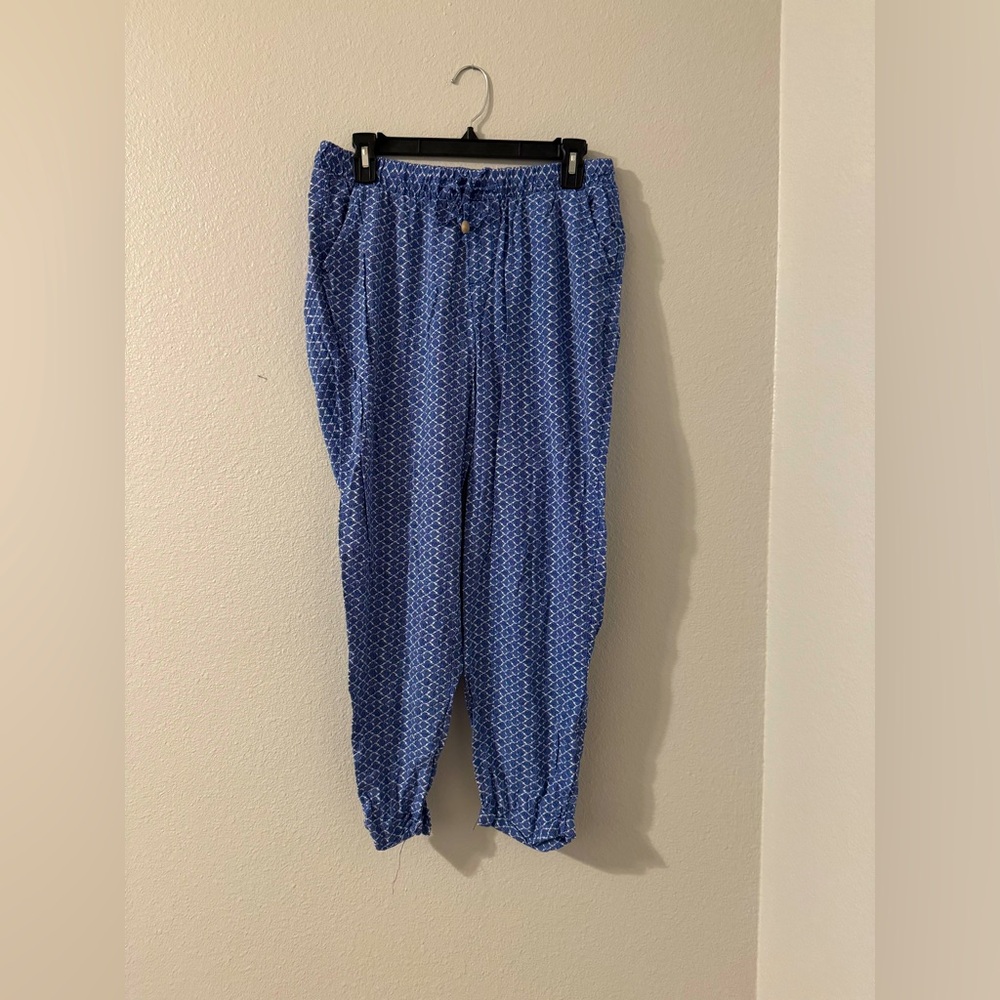 *DONATED*  Old Navy Taper Pants Size M